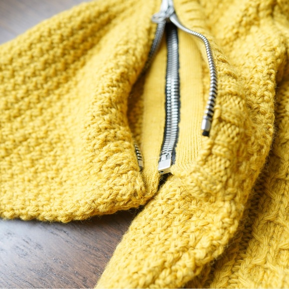 Gucci V-neck sweater - Picture 5 of 9